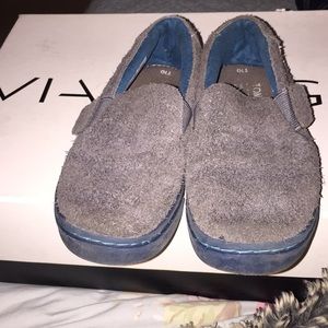 EUC Gray TOMs